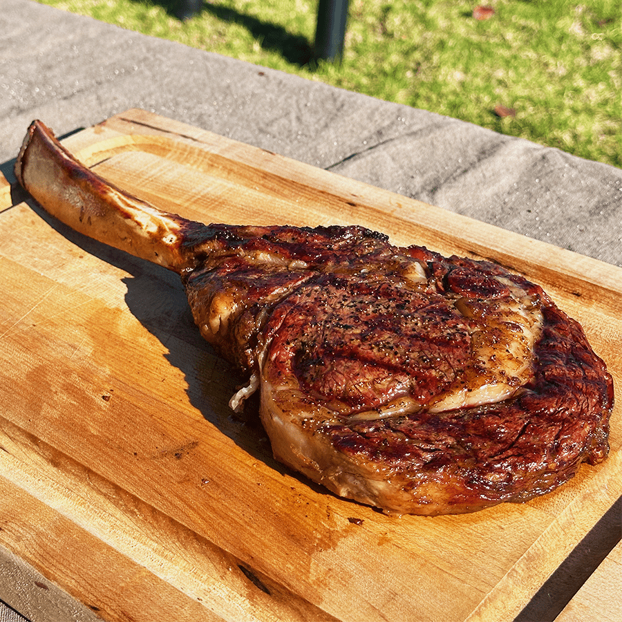 Australian Tomahawk Wagyu & Caviar